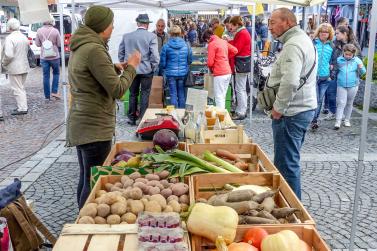 Die fünfte Auflage des Brauchtums- und Genussfestes am 13. Oktober gehörte zu den Höhepunkten der Brauchtumswoche 2019 in Prad. Fotos: Sepp