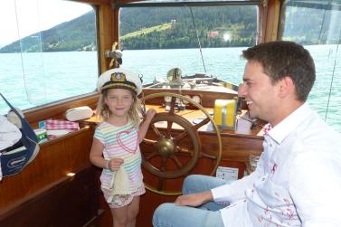 Erste Rundfahrt der „Hubertus“ auf dem Reschensee im heurigen Jahr. Fotos: Sepp