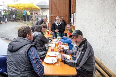 KleinDORFgeflüster im Bergsteigerdorf Matsch unter dem Motto „schaugn. lousn. koschtn“; 19.10.2019; Fotos: Sepp