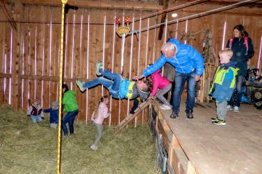 KleinDORFgeflüster im Bergsteigerdorf Matsch unter dem Motto „schaugn. lousn. koschtn“; 19.10.2019; Fotos: Sepp
