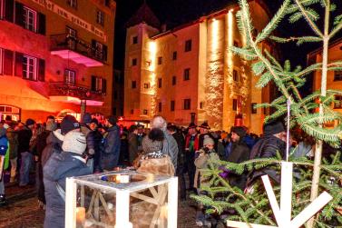 Licht, Düfte und Klänge beim Glurnser Advent 2019; Fotos: Sepp