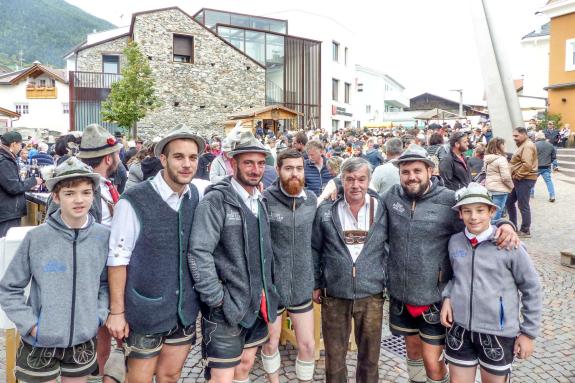 Die fünfte Auflage des Brauchtums- und Genussfestes am 13. Oktober gehörte zu den Höhepunkten der Brauchtumswoche 2019 in Prad. Fotos: Sepp