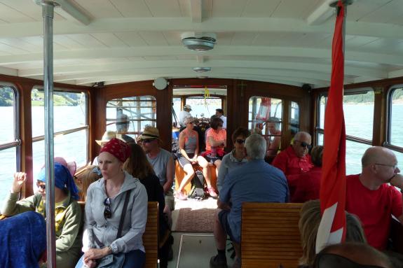Erste Rundfahrt der „Hubertus“ auf dem Reschensee im heurigen Jahr. Fotos: Sepp