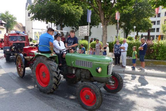 Feuerwehrfest mit Oldtimertreffen in Latsch; Einzug vom 23. Juli 2017; Fotos: Sepp