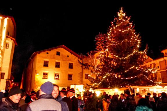 Licht, Düfte und Klänge beim Glurnser Advent 2019; Fotos: Sepp