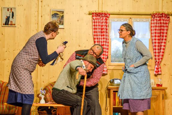 "Zwei harte Kerle" - Theater in Martell; Fotos: Ingeborg Rechenmacher