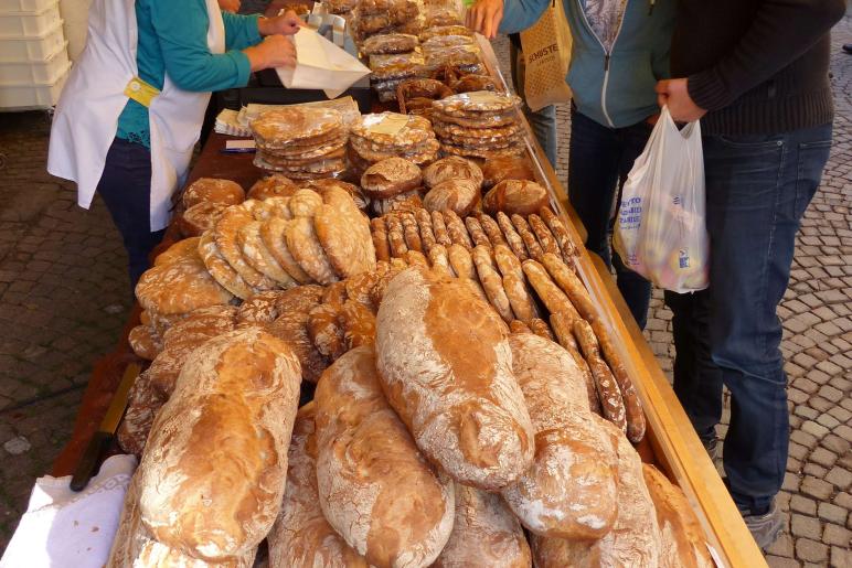 Bunter Herbstmarkt in den Glurnser Lauben; 13. Oktober 2018; Fotos: Sepp  