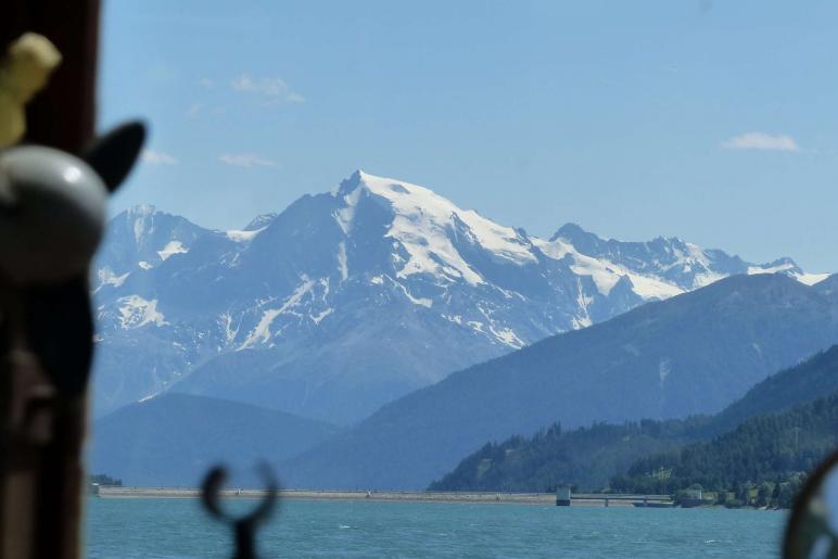 Erste Rundfahrt der „Hubertus“ auf dem Reschensee im heurigen Jahr. Fotos: Sepp