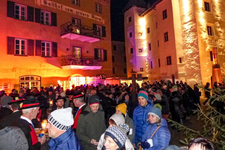 Licht, Düfte und Klänge beim Glurnser Advent 2019; Fotos: Sepp