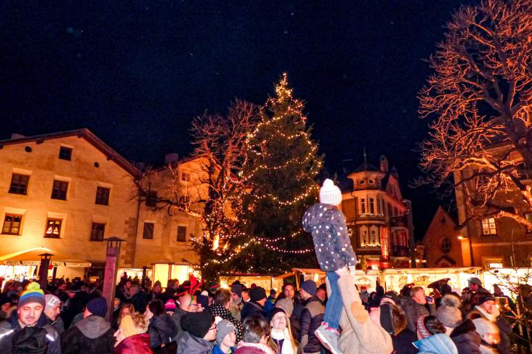 Licht, Düfte und Klänge beim Glurnser Advent 2019; Fotos: Sepp