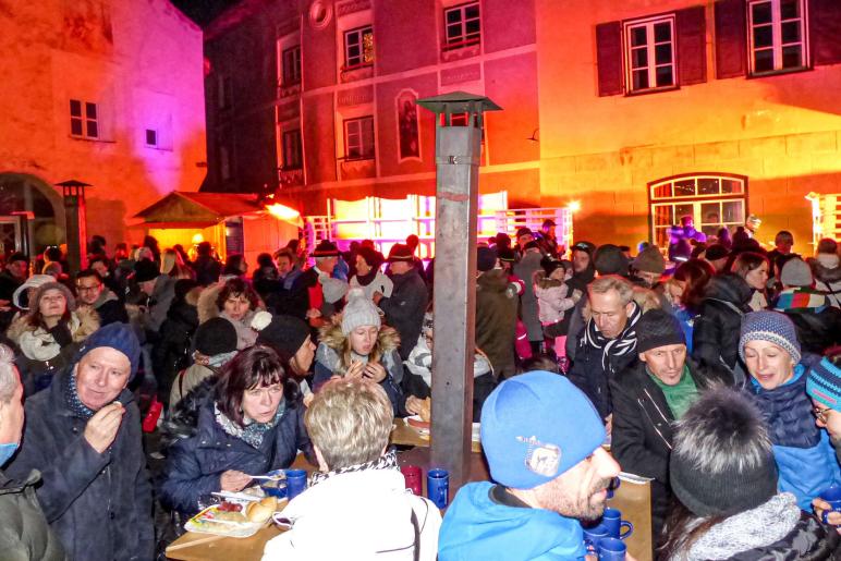 Licht, Düfte und Klänge beim Glurnser Advent 2019; Fotos: Sepp