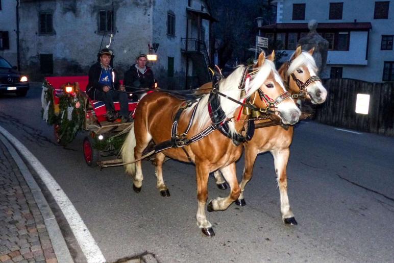 Nikolauslegende und Nikolausumzug Latsch; 5. Dezember 2018; Fotos Sepp