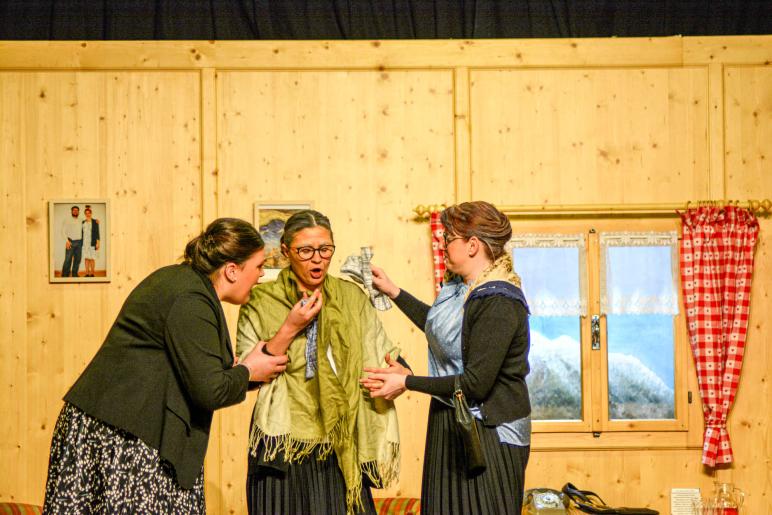 "Zwei harte Kerle" - Theater in Martell; Fotos: Ingeborg Rechenmacher